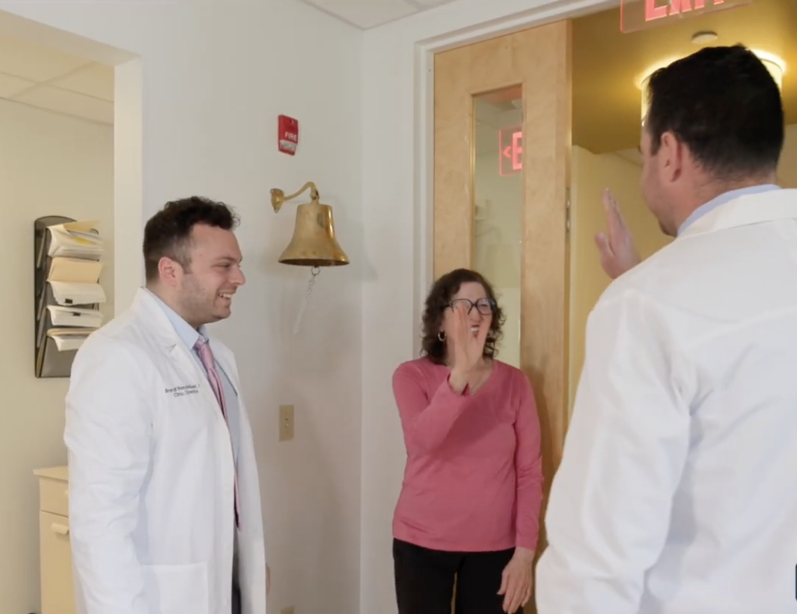 patient-graduation-bell-ring patient-graduating-care